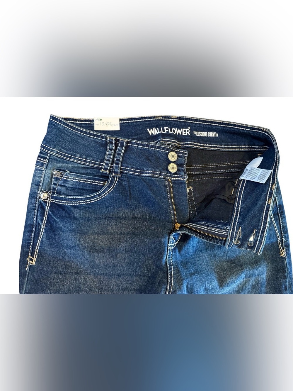 WallFlower Curvy Bootcut Jeans 13/31 NWT Western - Picture 4 of 13